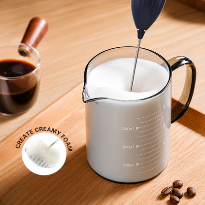 Fouet mousseur à lait bleu